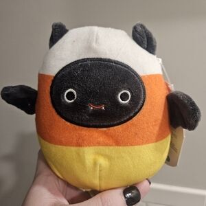 NWT Emily the Bat in Candy Corn Costume 5" Squishmallow — Halloween Squad